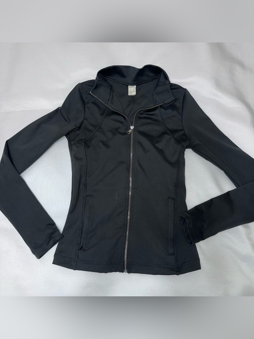 Gilly Hicks Recharge Black Zip-Up Active Jacket size XS with pockets